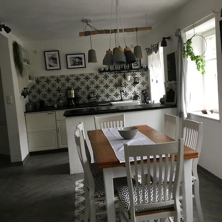 Haus Finchen - Alte Naeherei Hückelhoven Zewnętrze zdjęcie